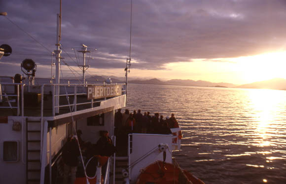 An Bord der Puerto Eden nach Sden unterwegs