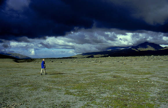 Von der Tambopaxihtte ber die Hochebene Richtung Cotopaxi